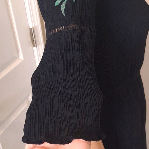 Love, Fire Mid-Length Sleeve Black Romper Shorts with Embroidered Floral Design - Picture 4 of 14